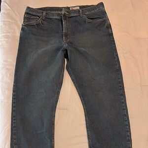 Men’s Wrangler Straight Fit Jeans